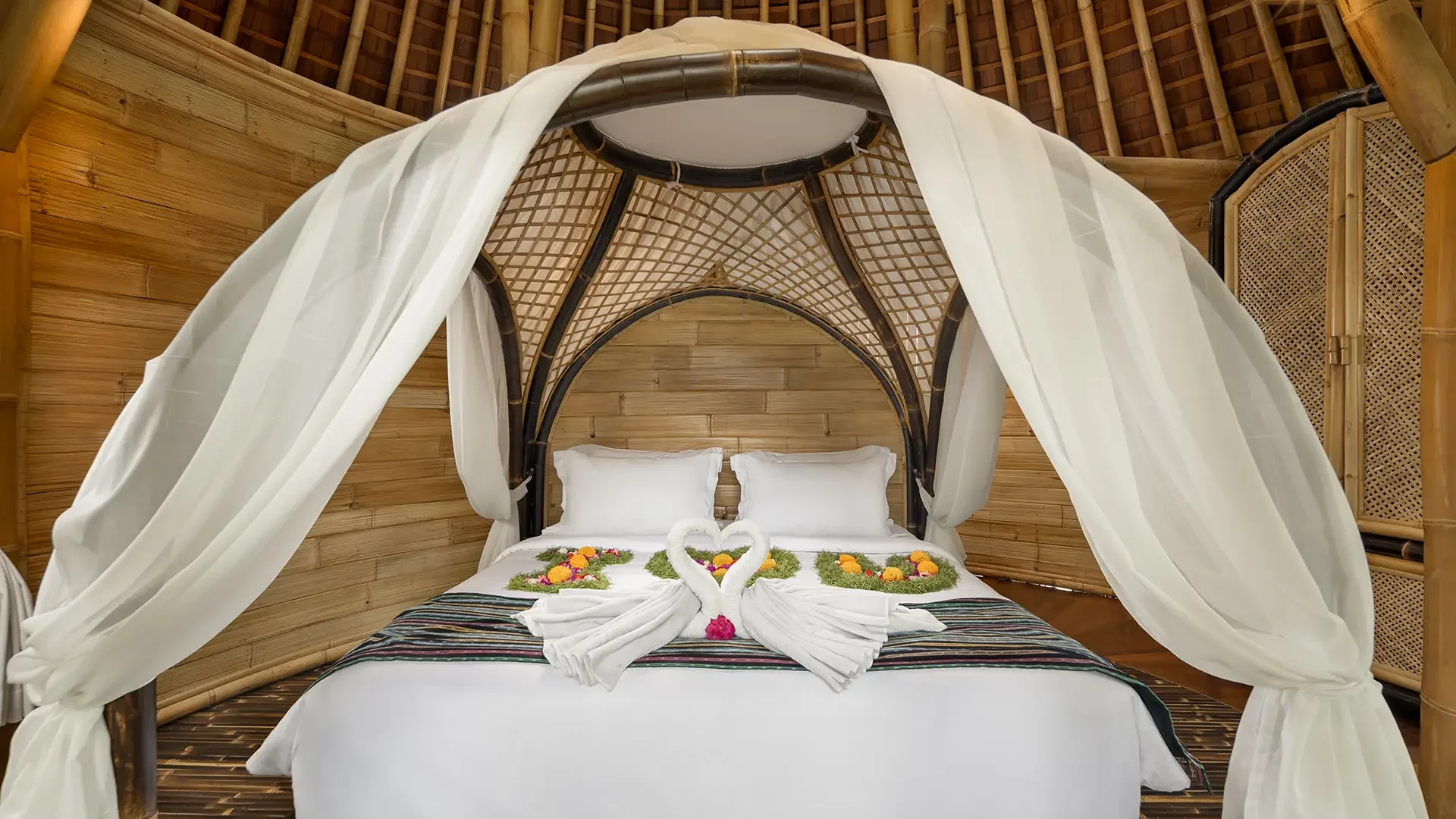 amarta one bedroom with pool